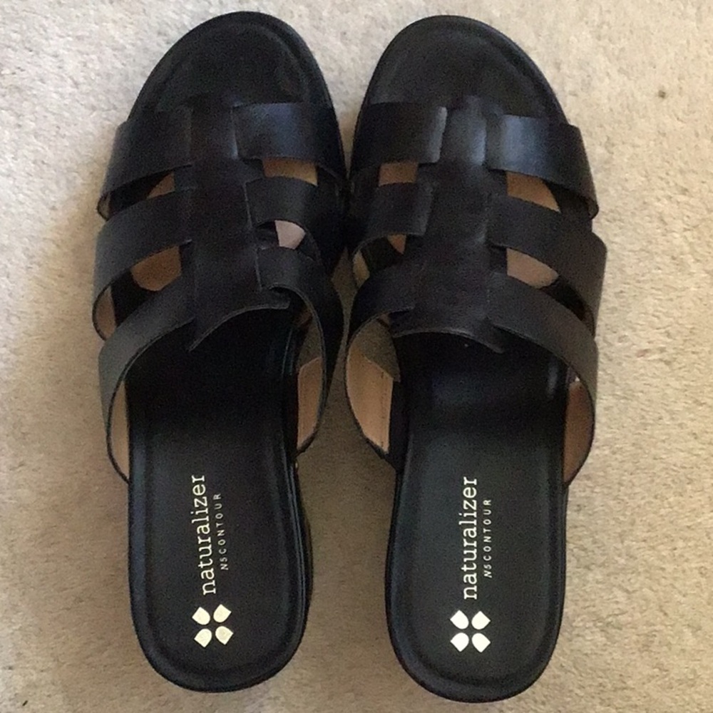 Naturalizer Women's Black Slide Sandals